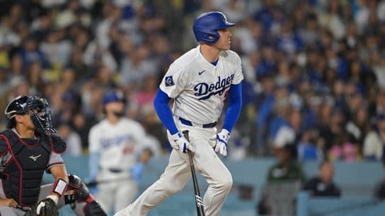 Freddie Freeman hits 100th Dodgers HR in win over Braves