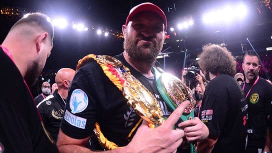 Fury returns from layoff to dominate Makhmudov, calls out Joshua next