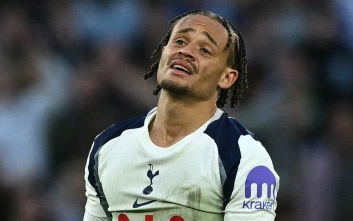 Tottenham blow it in stoppage time as Brighton steal a point