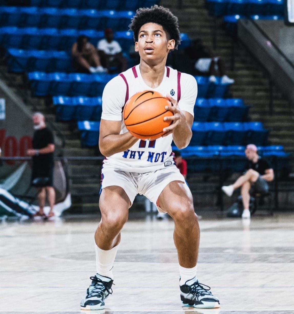 Six-figure offers and hundreds of calls, all-conference guard details portal decision