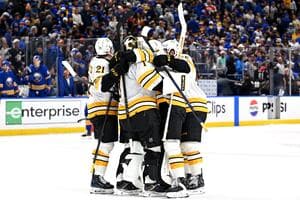 Pastrnak scores OT winner, Bruins avoid elimination with 2-1 win over Sabres