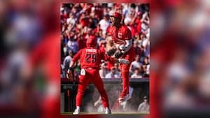Reds snap 8-game losing streak with home win over Houston