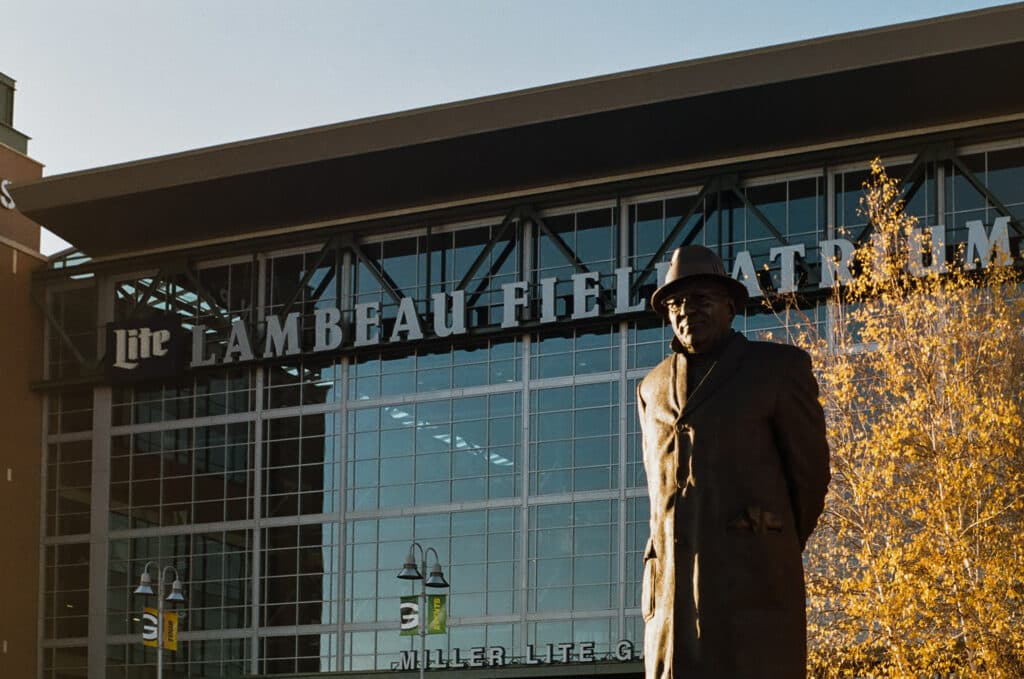 Sen. Baldwin introduces bill to stop sports blackouts