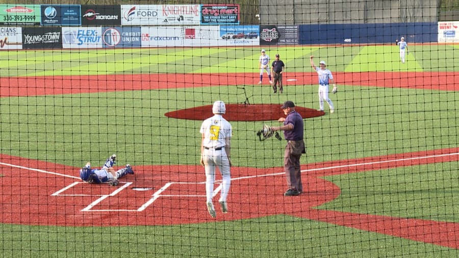 Scrappers home stadium debuts new turf