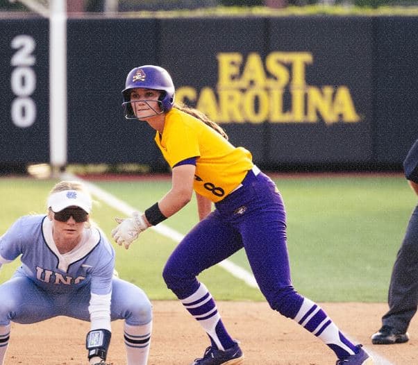 Softball: ECU drops home game to UNC 7-3