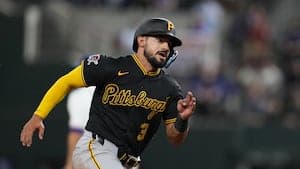 Pirates drop finale; Brewers’ Harrison dominates
