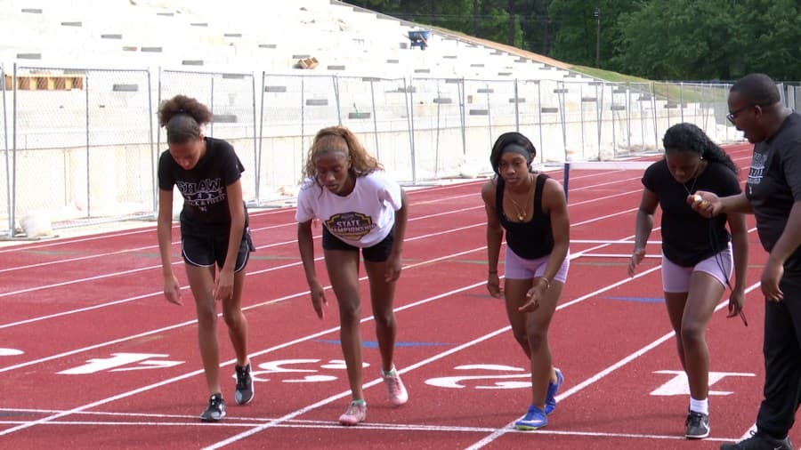 KIA Autosport Athletes of the Week: Shaw Track and Field
