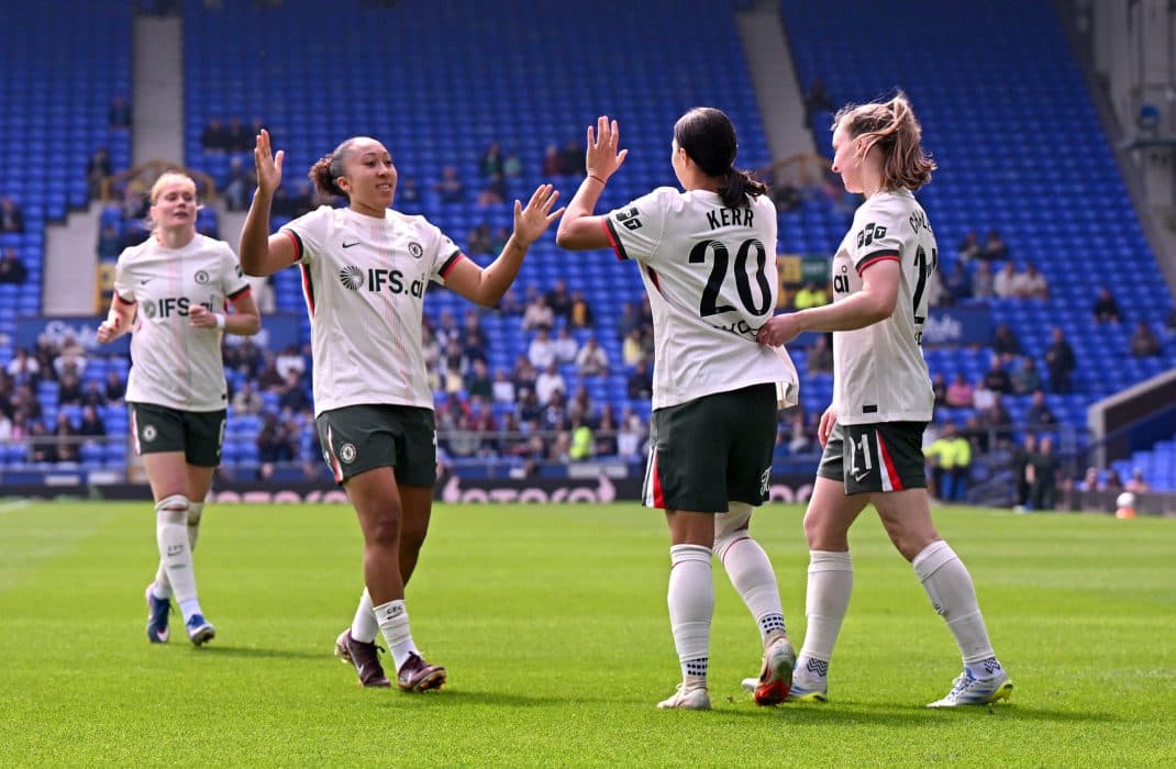 Kerr scores twice as Chelsea record win at Everton