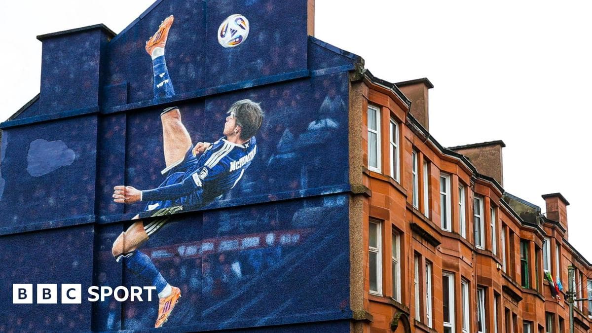 The day McTominay scored an even better overhead kick