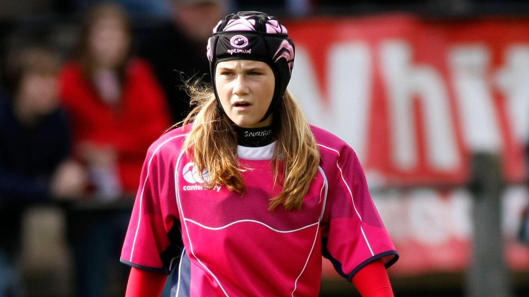 Jones playing for Cardiff Blues Under-15s in 2009