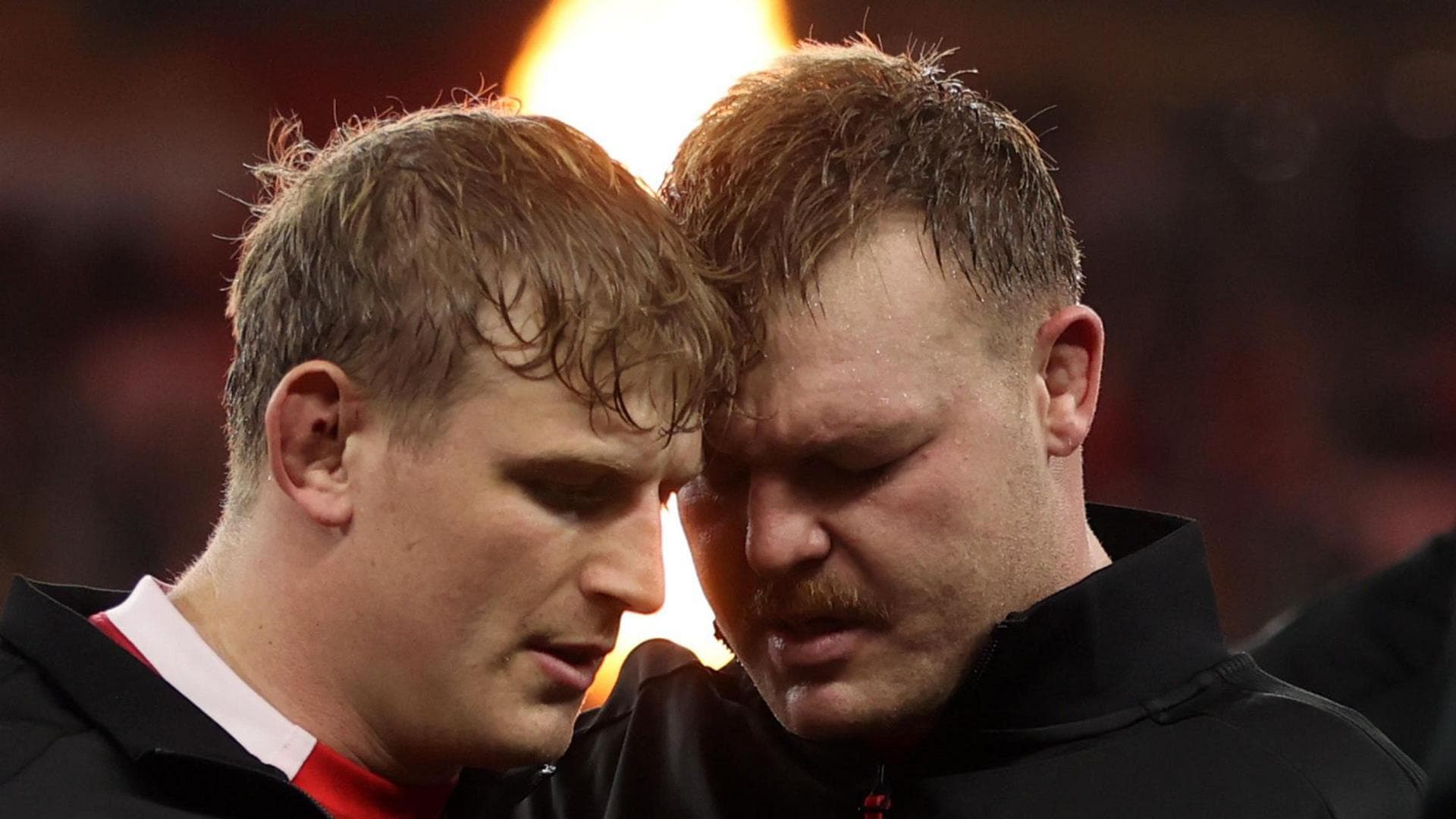 Jac Morgan and Dewi Lake with heads close together