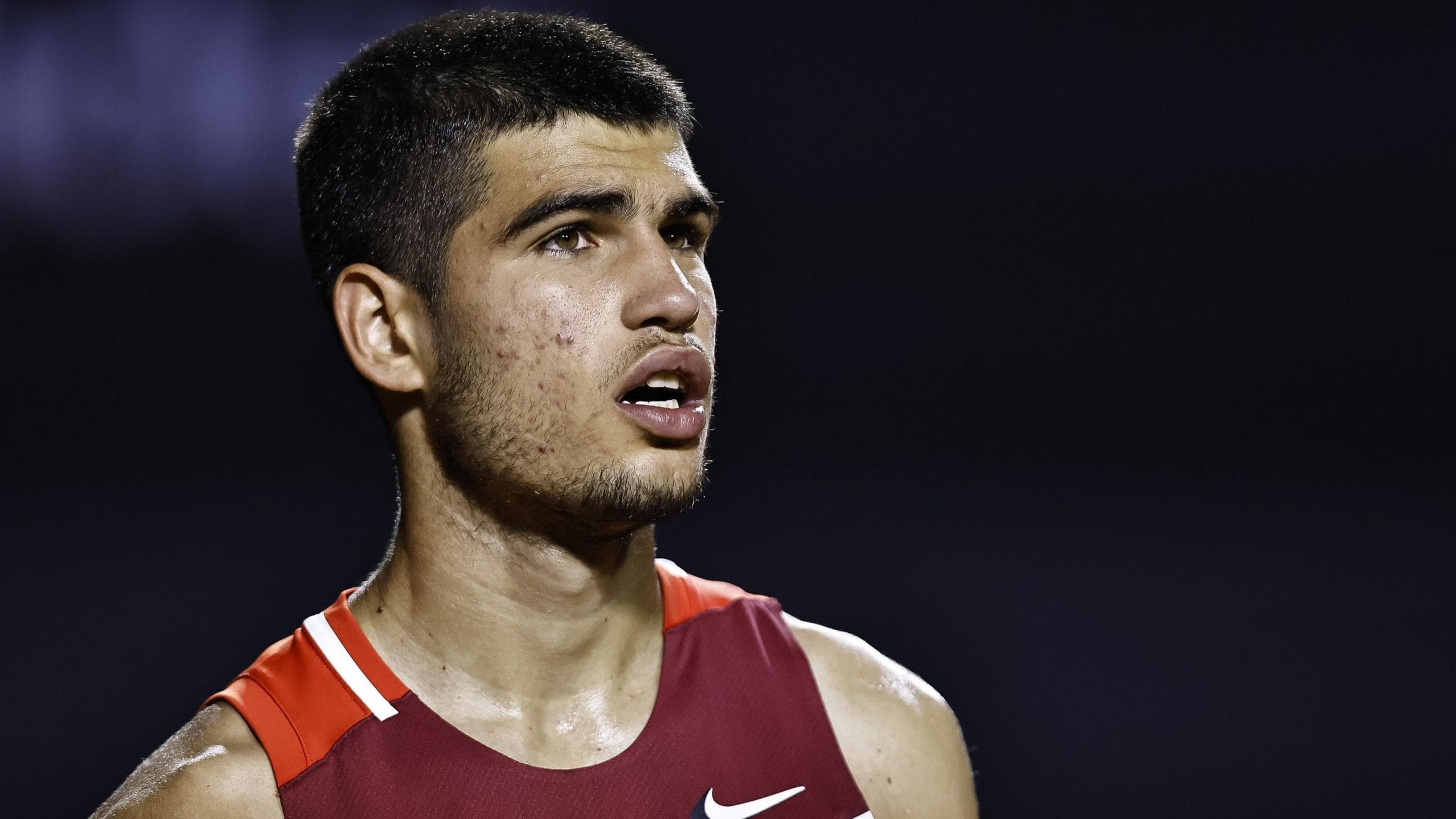 Carlos Alcaraz reacts