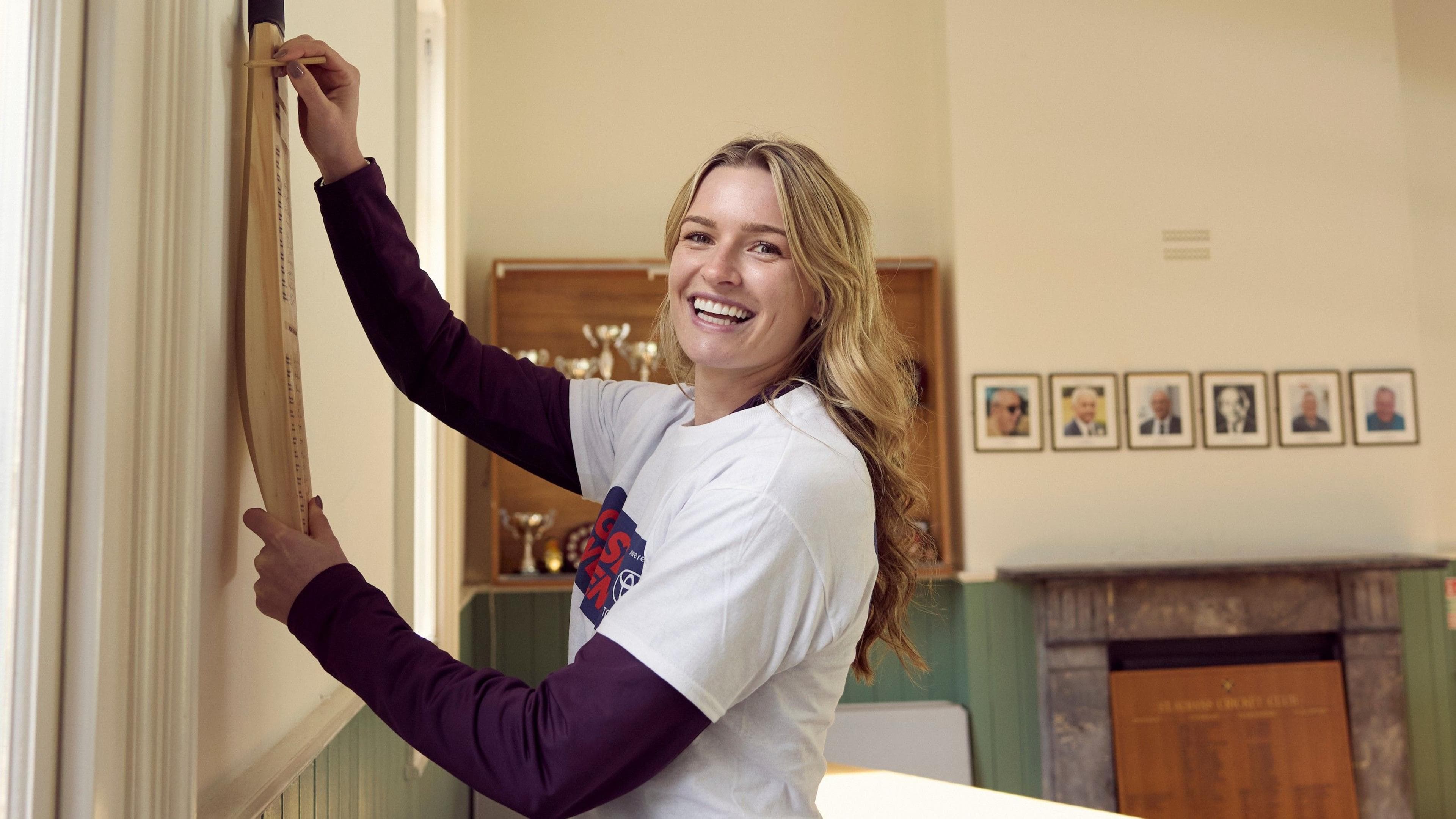 Lauren Bell decorates clubhouse during ECB Get Set Weekend