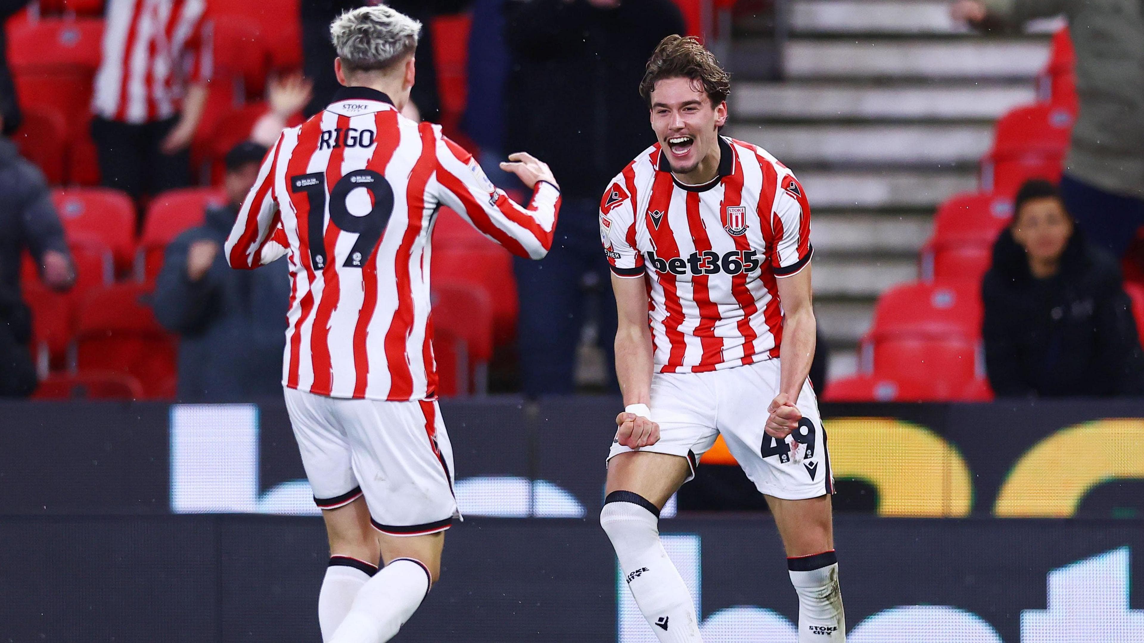 Milan Smit celebrates with Tomas Rigo after scoring for Stoke