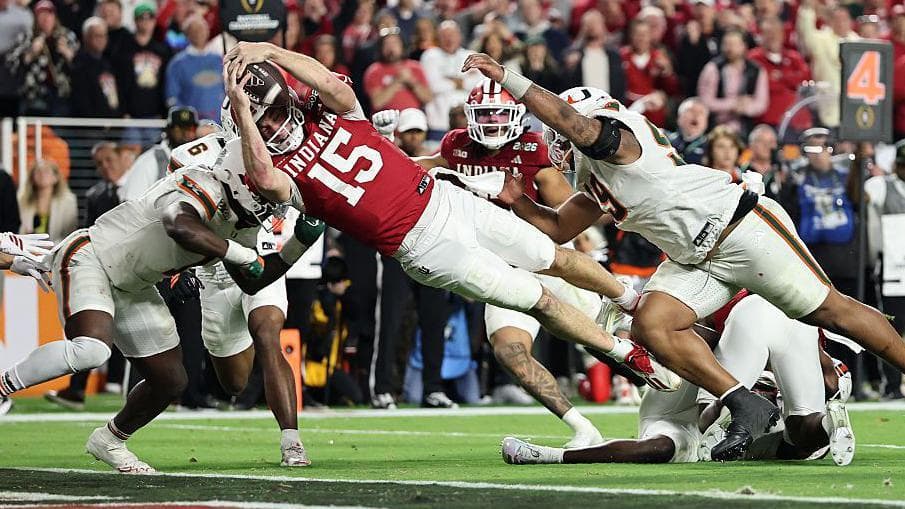 Fernando Mendoza scores a touchdown for Indiana to clinch victory in college football's national championship game in 2026