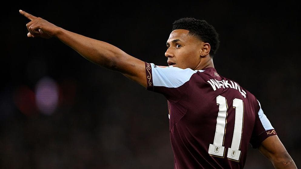 Ollie Watkins of Aston Villa celebrates scoring his team's first goal during the UEFA Europa League 2025/26 Quarter-Final Leg Two match between Aston Villa FC and Bologna FC 1909 at Villa Park o