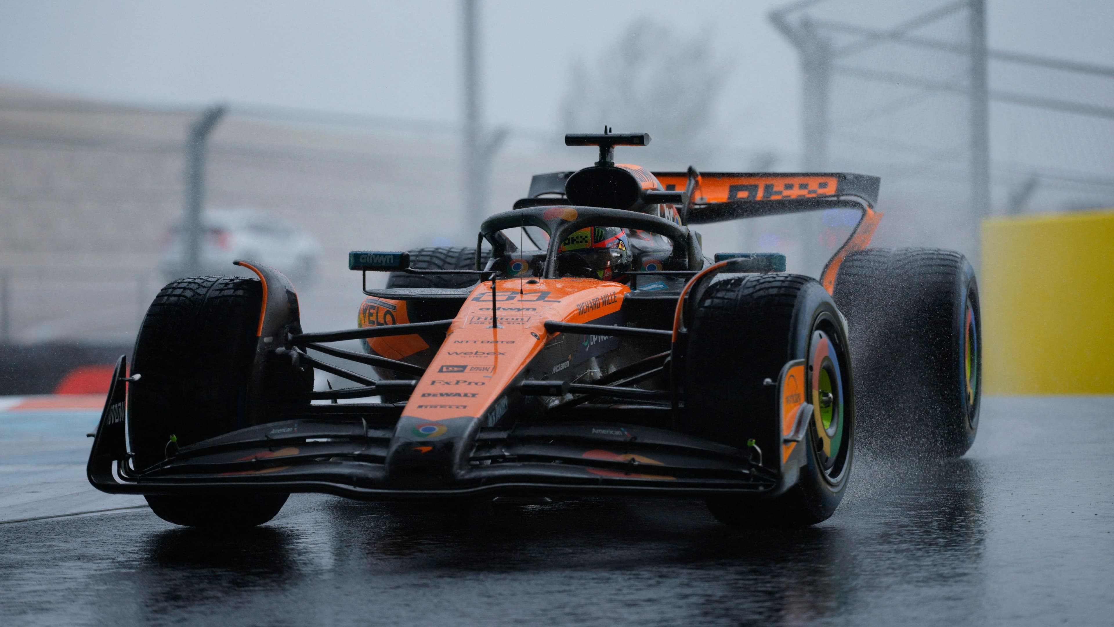 Drivers 'thrown in deep end' for expected wet race