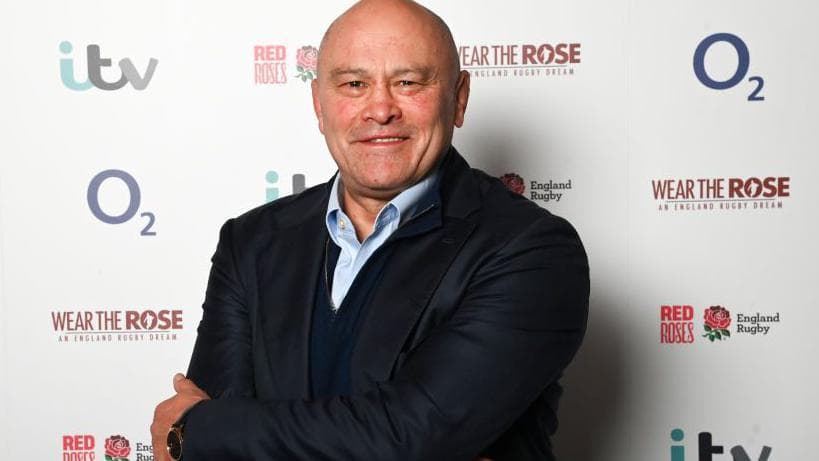 Rugby legend Moore to hang up microphone after 26 years
