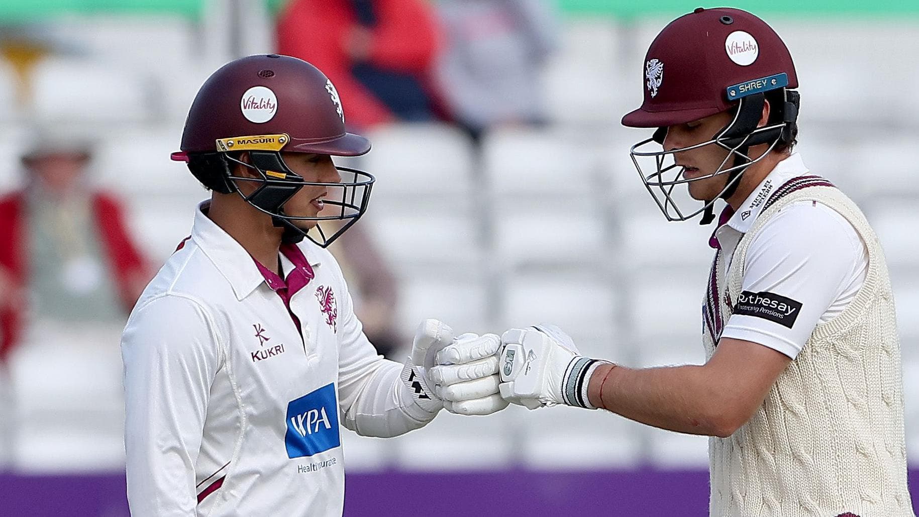 Somerset race to 10-wicket win at Essex