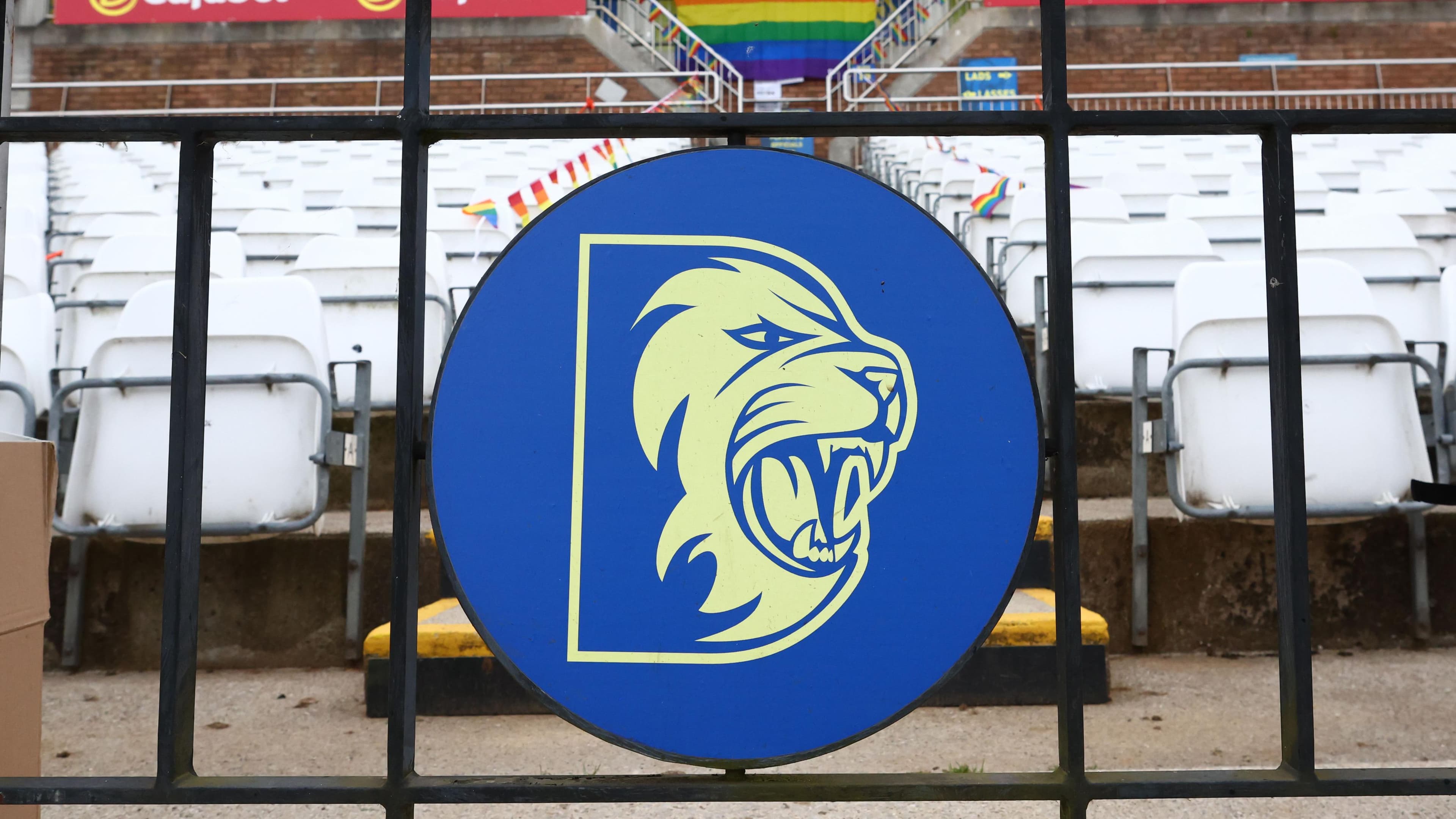 Fans told to stay away from Riverside after storm damage