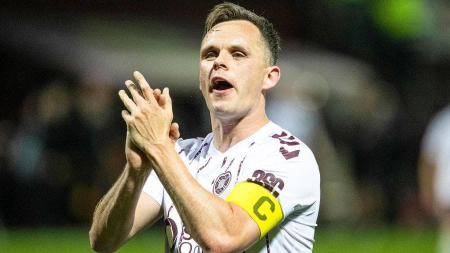 What is it like for players in a title race?
