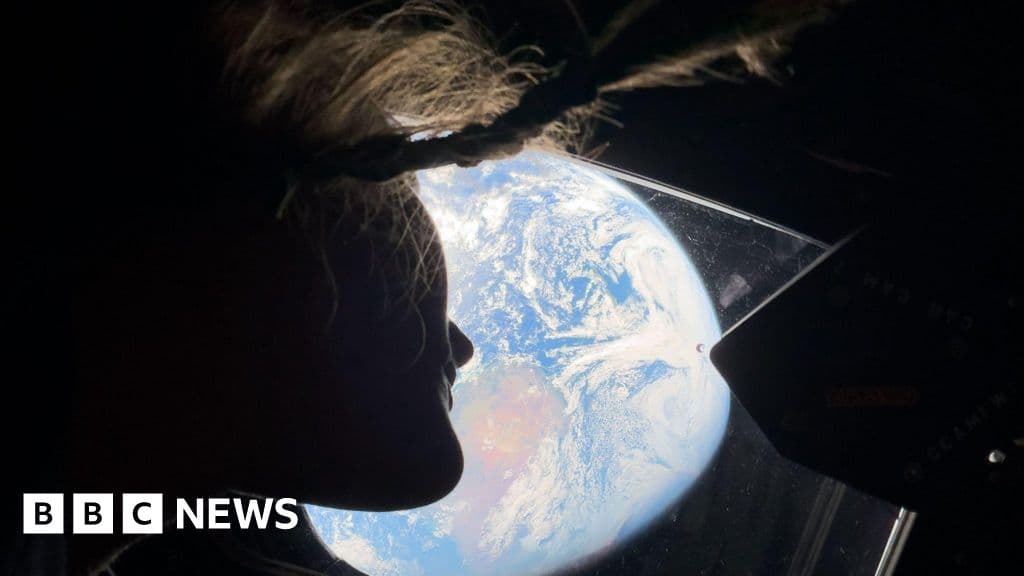 Artemis's stunning Moon pictures - science or holiday photos?