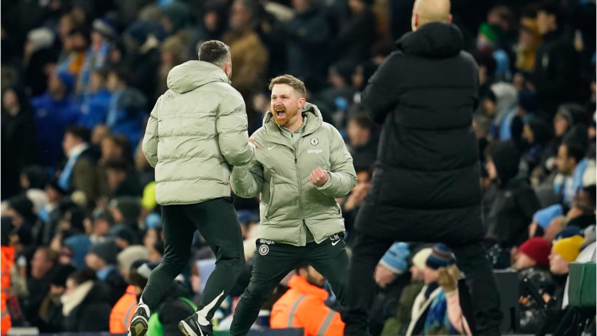 El interino del Chelsea se revuelve cuando le cuestionan sobre su cualificación