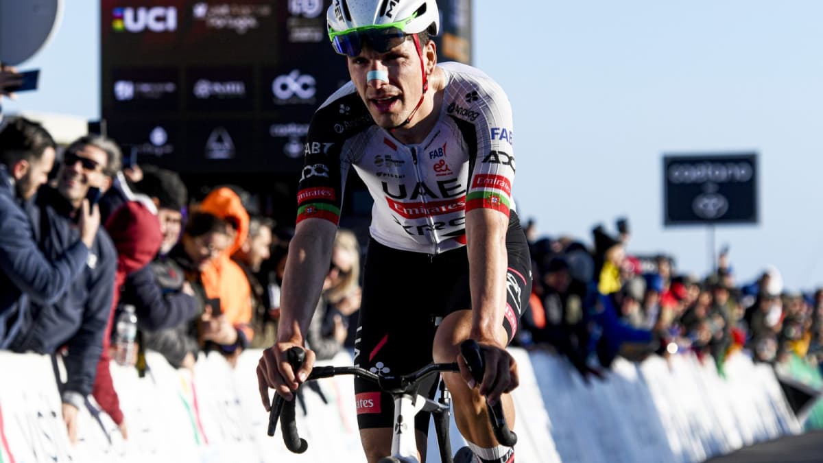 Almeida tiene fecha de regreso: el Tour queda lejos y La Vuelta, en le horizonte