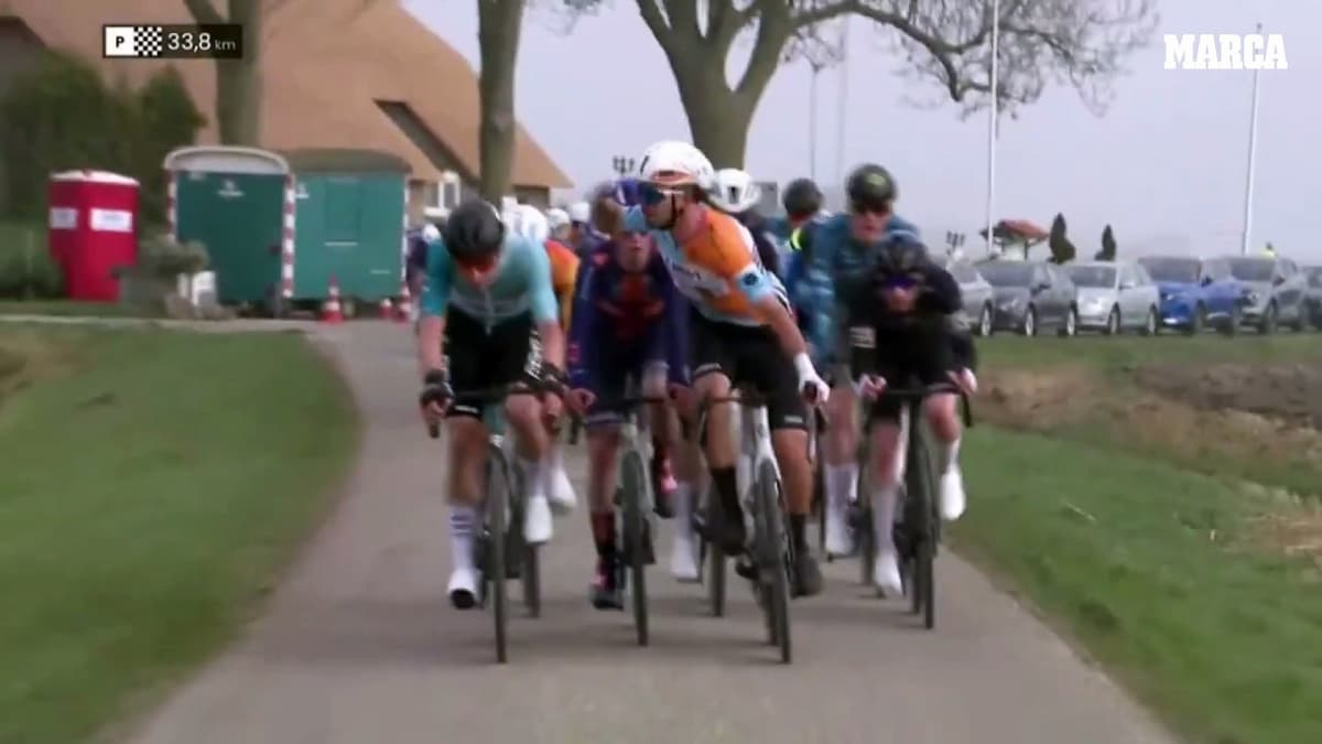 Kiaan Watts, suspendido 25 dĂas tras golpear a un rival en una carrera