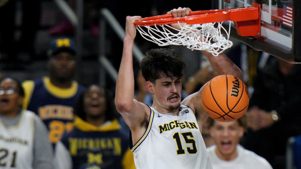 Los highlights de Aday Mara para conquistar la NCAA: ¡tremendo robo más 'alley-opp'!