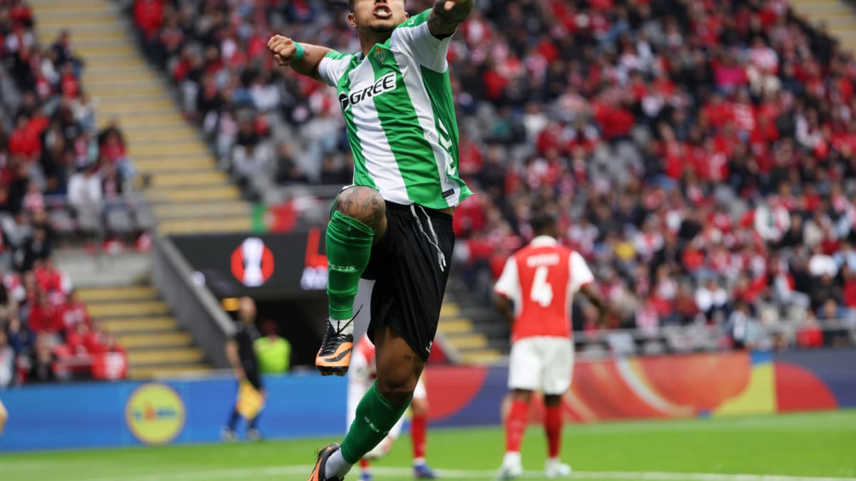 El Betis pica piedra en Braga para llevar la eliminatoria a La Cartuja