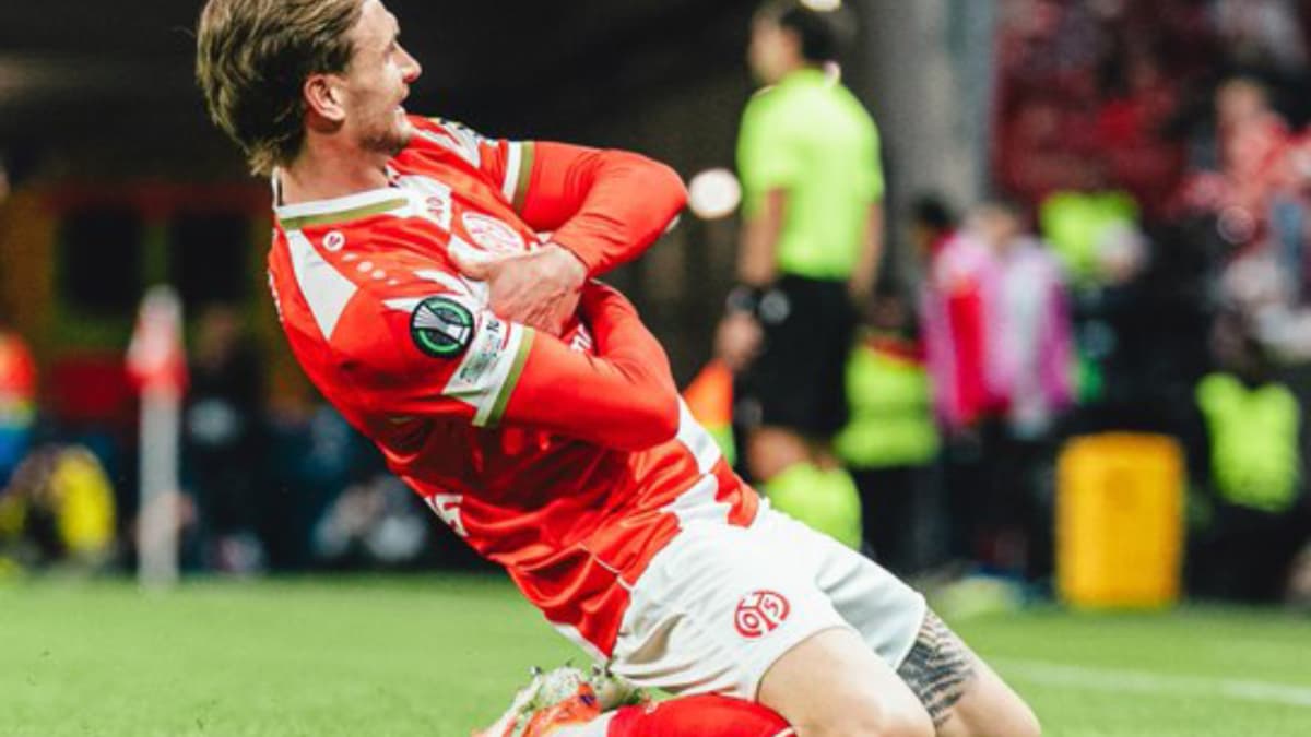 El Mainz, como el Rayo, hace los deberes y tiene medio pie en semifinales