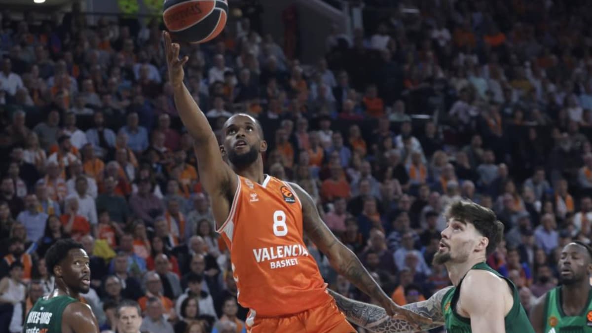 El Valencia sigue de dulce: Jean Montero se mete en el mejor quinteto de la Euroliga