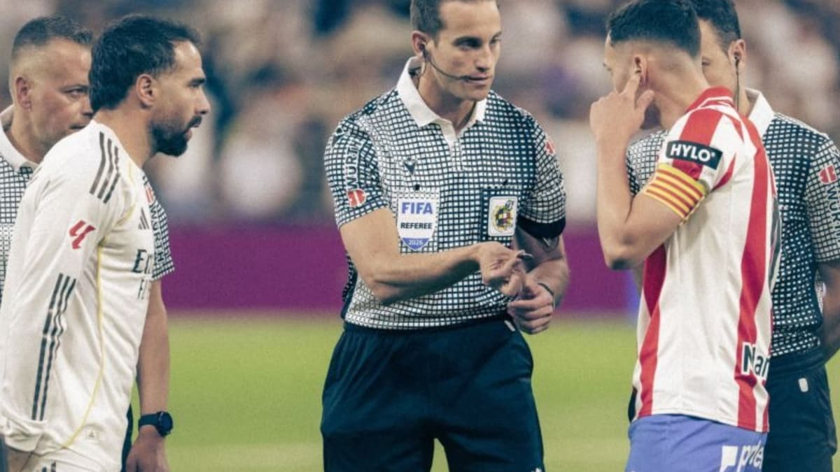 Las mejores imĂĄgenes de la jornada retro del fĂștbol español