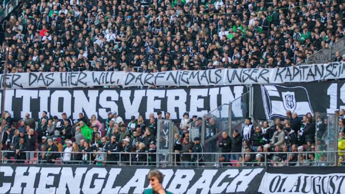 Los aficionados del Gladbach 'cargan' contra uno de sus pesos pesados: "JamĂĄs deberĂa ser nuestro capitĂĄn"