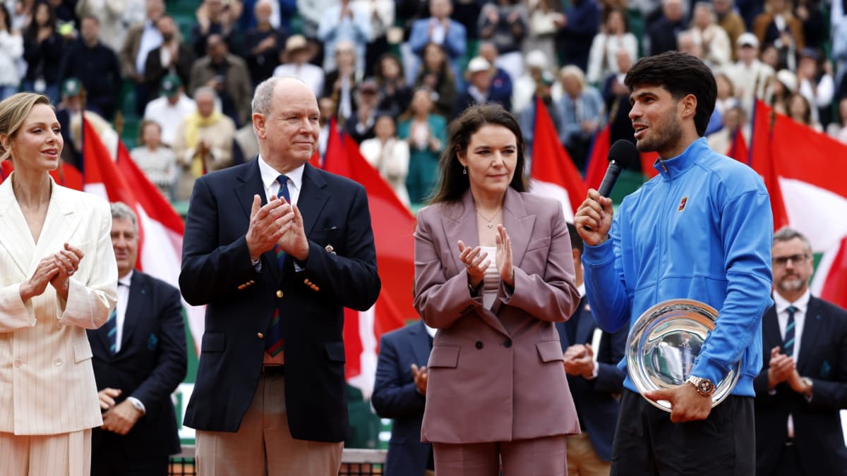 Alcaraz avisa sobre Sinner: "EstĆ” alcanzando un nivel en tierra que va a ser peligroso para todos"