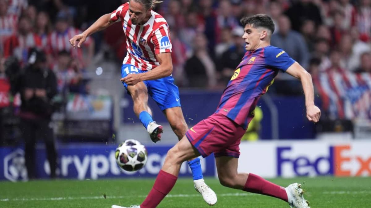 Roberto Gómez ensalza a Llorente: "Tiene que ser imprescindible con España"