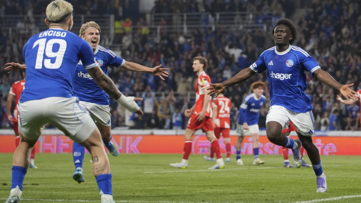 El Estrasburgo remonta la eliminatoria y pone la vista en el Rayo Vallecano