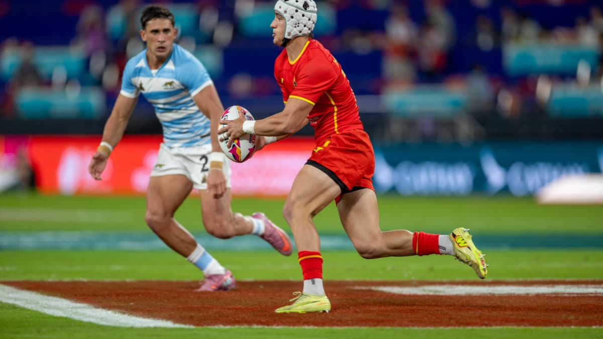 España roza los cuartos en Hong Kong tras barrer a la campeona del mundo