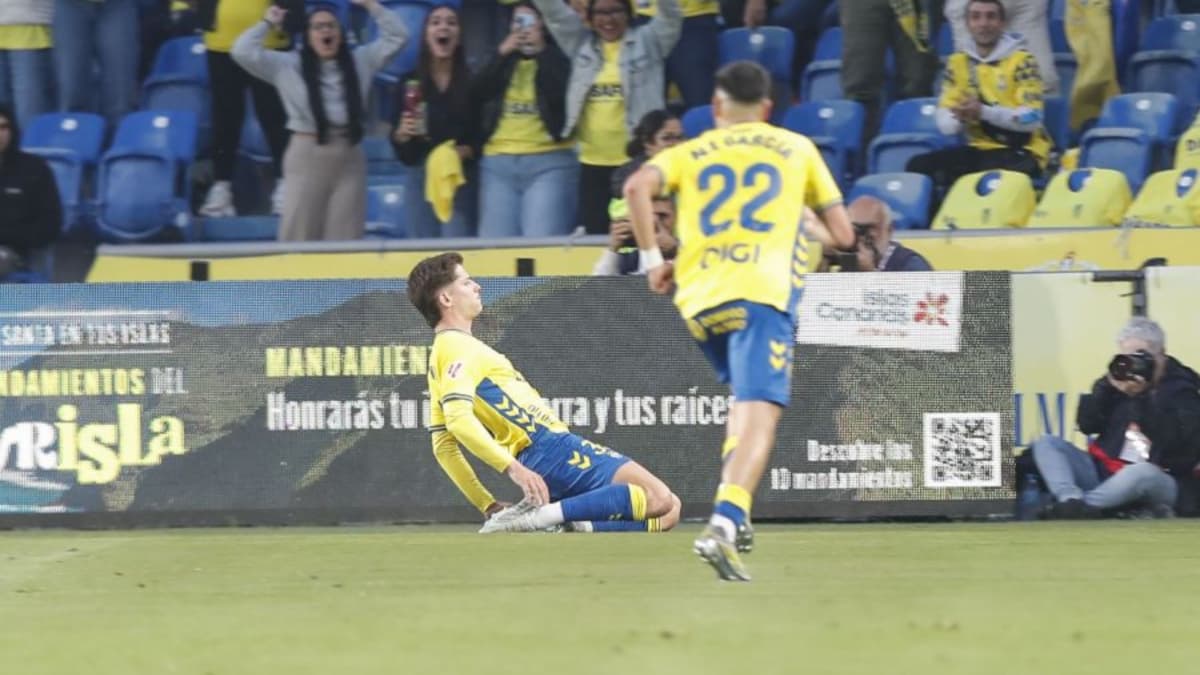 Las Palmas se niega a renunciar