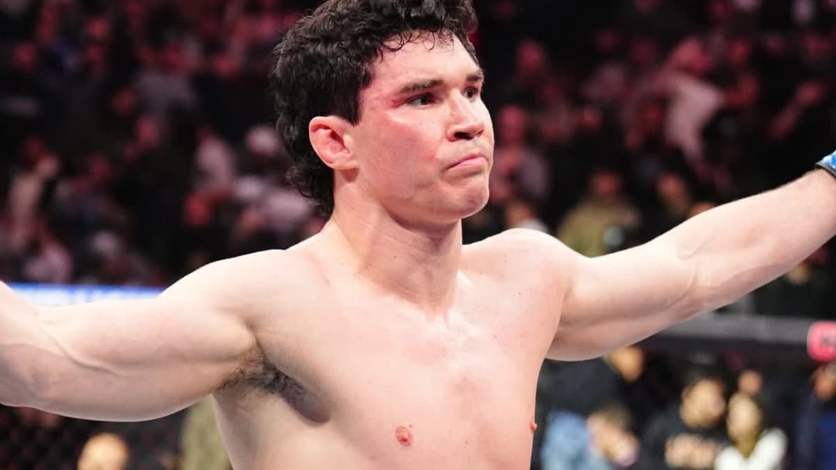 Mallot noquea a Burns el día de su retirada en un emotivo UFC Canadá