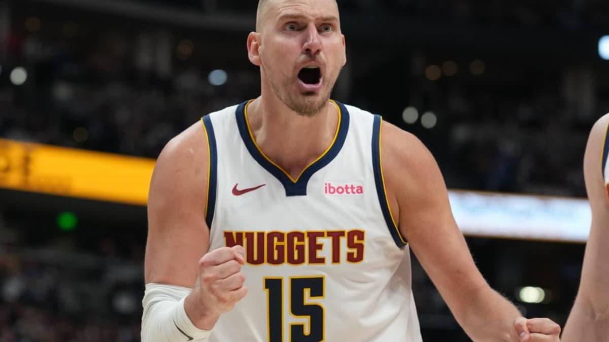 Otro triple doble de Jokic da el primer punto a los Nuggets ante unos combativos Timberwolves