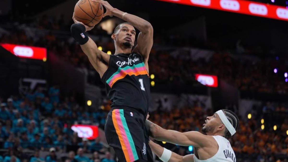 Wembanyama se presenta en los playoffs con una actuación de récord