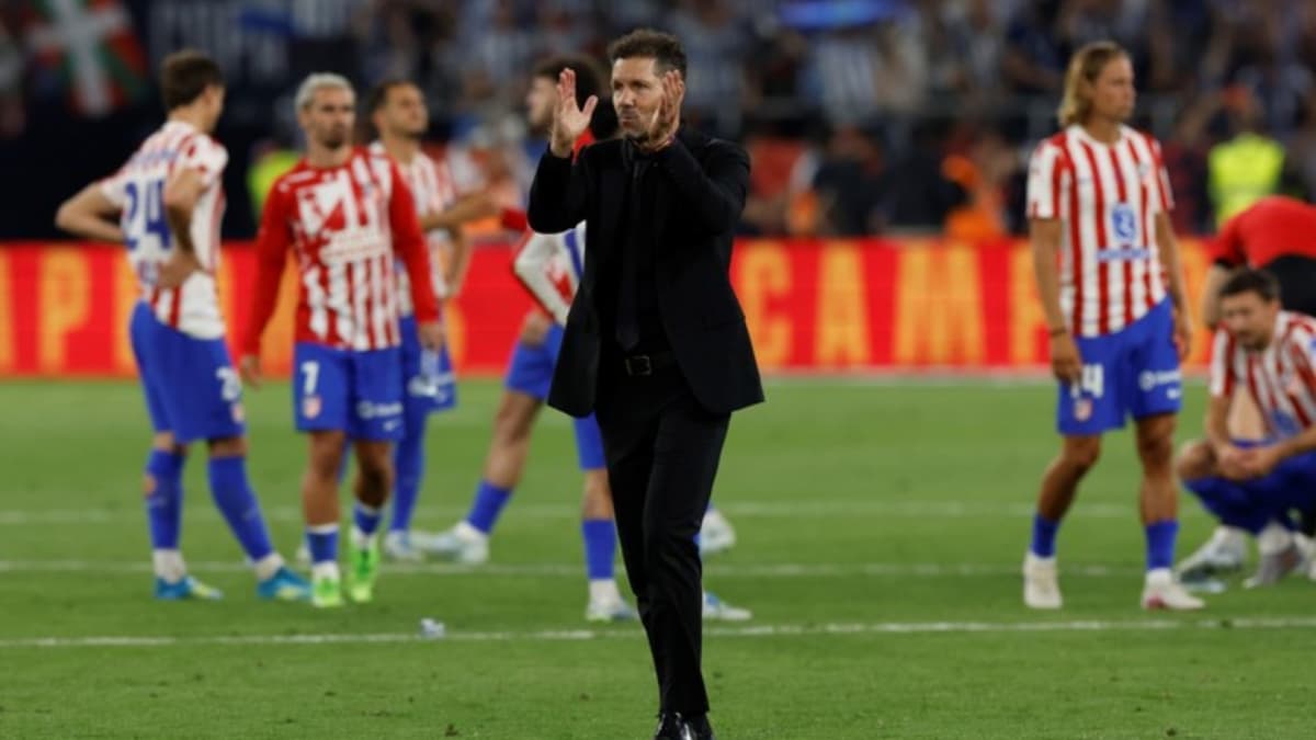Roberto Gómez apunta a Simeone