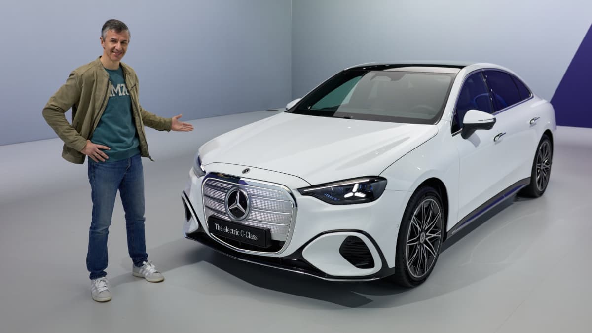 Mercedes Clase C 2026: mantiene el nombre, pero es nuevo del primer al último tornillo