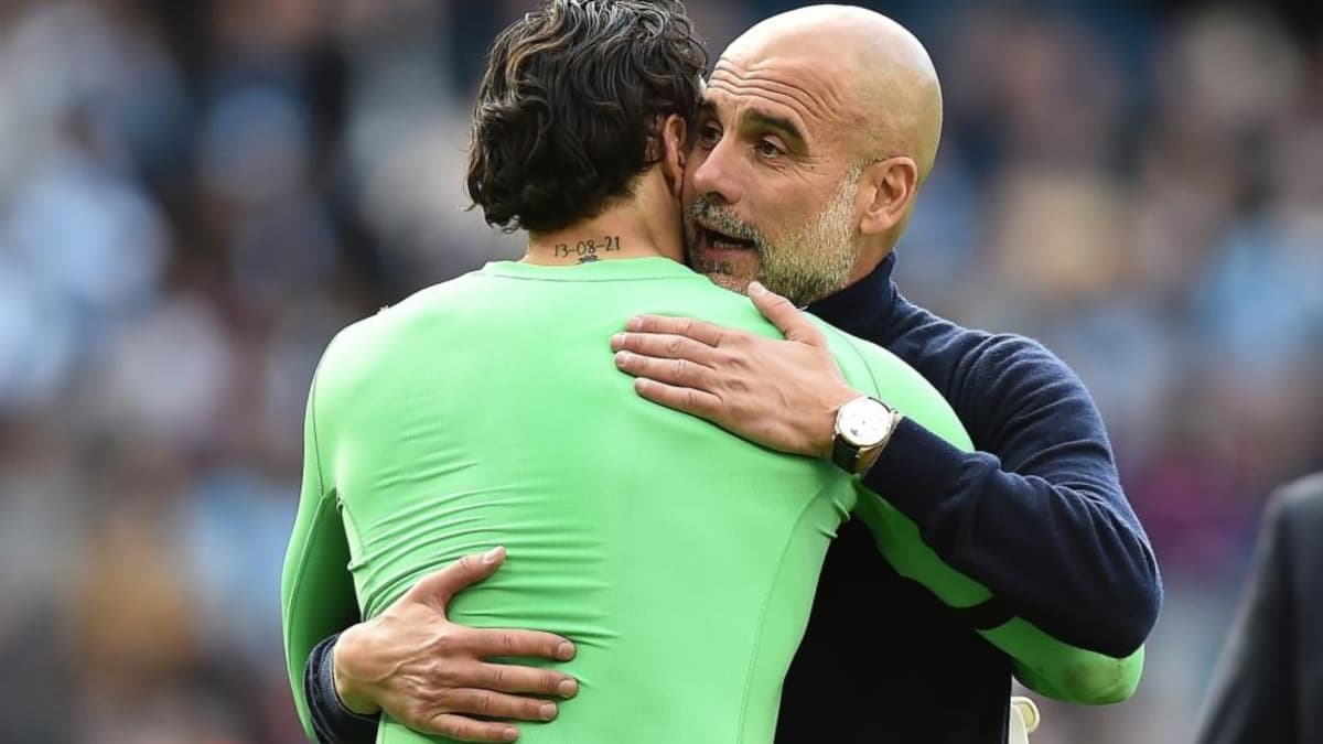 Nueva vacilada de Guardiola al Arsenal