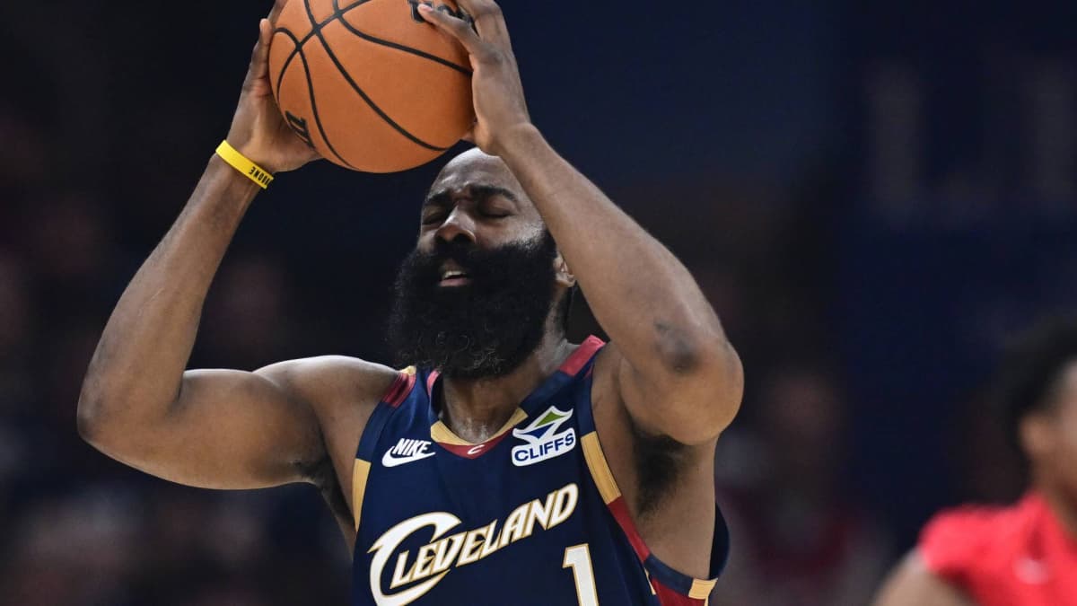 Donovan Mitchell y James Harden enchufan 58 puntos