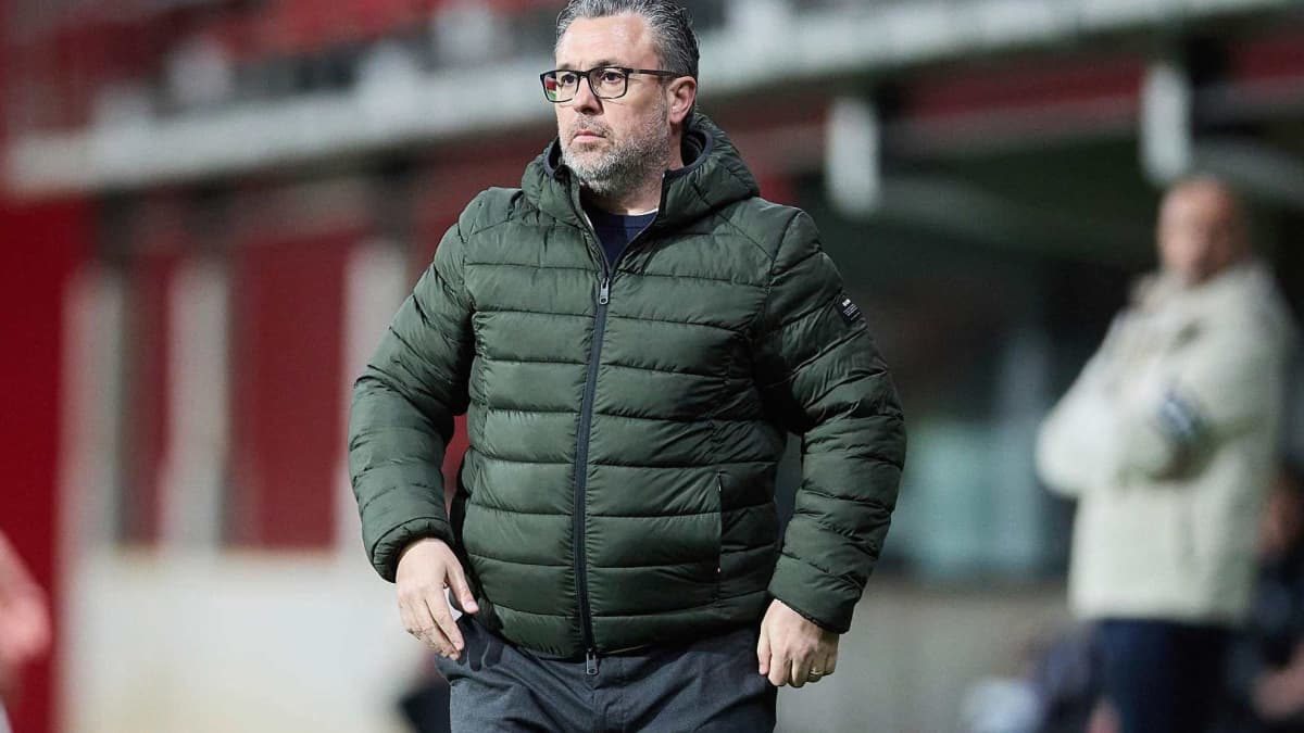 El Cádiz destituye a Sergio González y activa el relevo en el banquillo