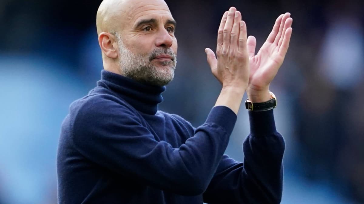 Guardiola critica a dos referentes del fútbol inglés por "decir estupideces" sobre su City