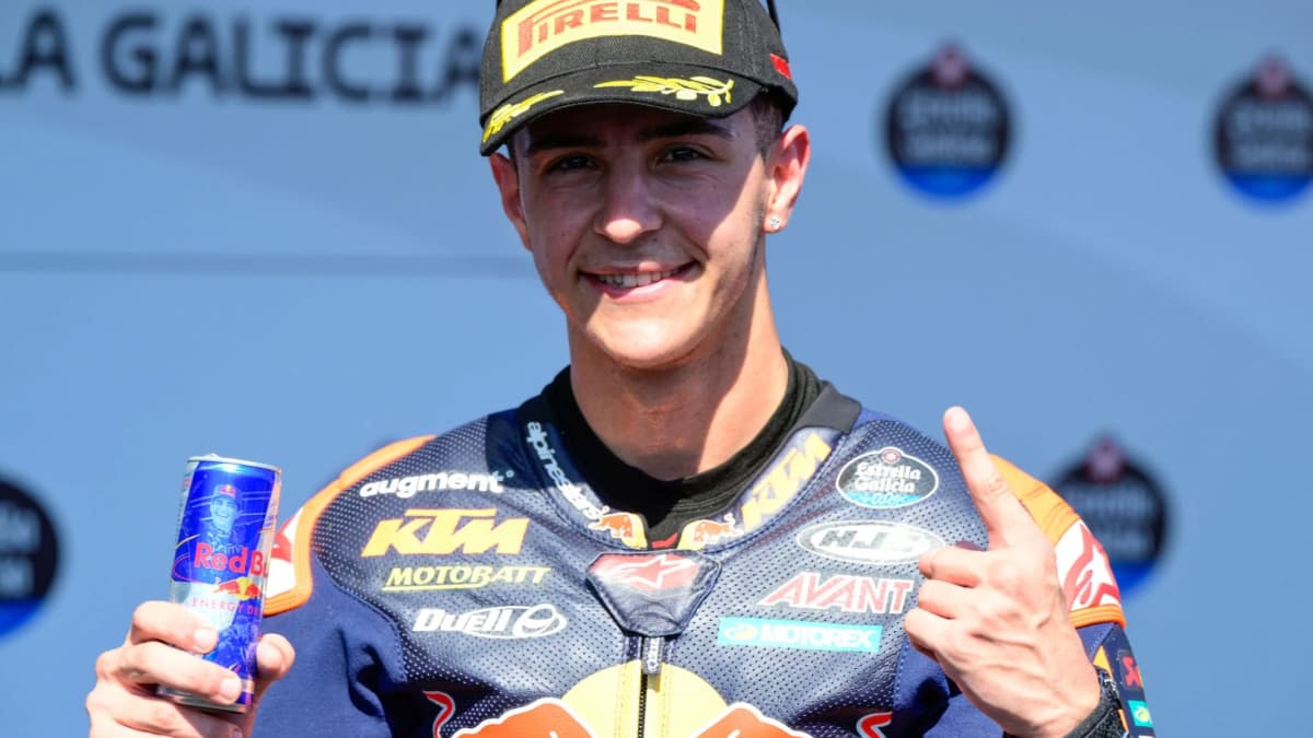 Rueda: "Al ser campeón, en el 'paddock' te miran de manera distinta"